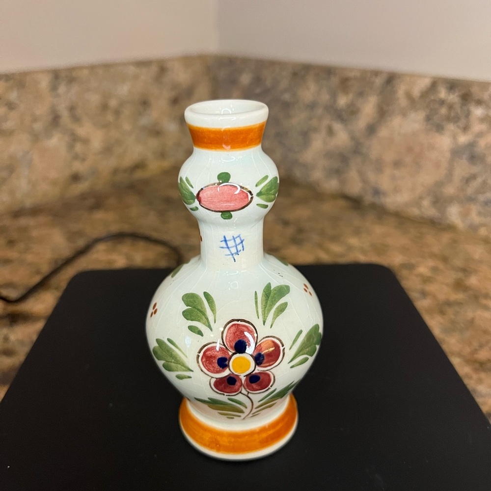 Delft hand painted vase